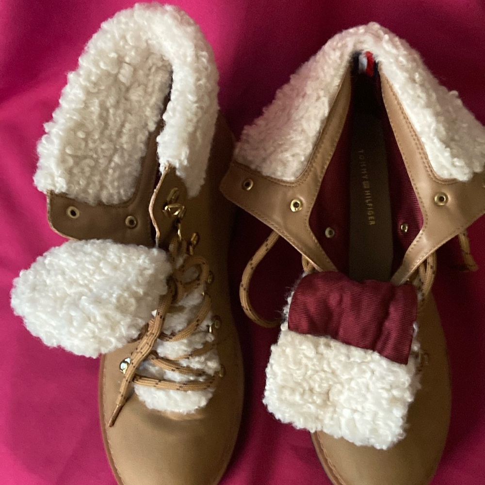 Tommy Hilfiger boots